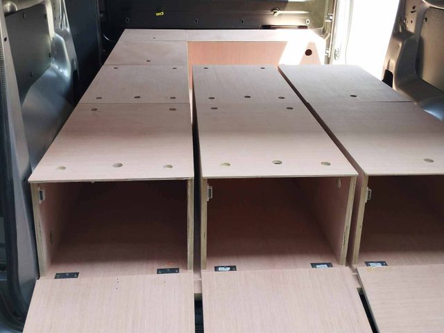 Fabrication de dressing sur-mesure  pour un rangement optimisé